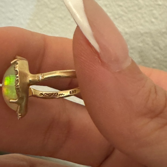 🚫SOLD🚫SIRCIAM STARDUST OPAL RING - Picture 8 of 13